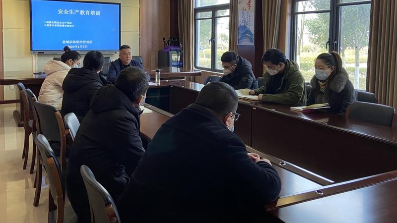 上海心理咨询师培训代理加盟，如何选择合适机构？**