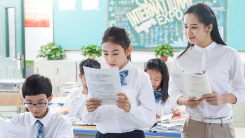函授、业余、脱产：学历提升的路径选择**